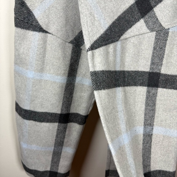 Favlux Long Wool Blend Gray Blue Plaid Cardigan Sweater Vest Size Large - Picture 11 of 14